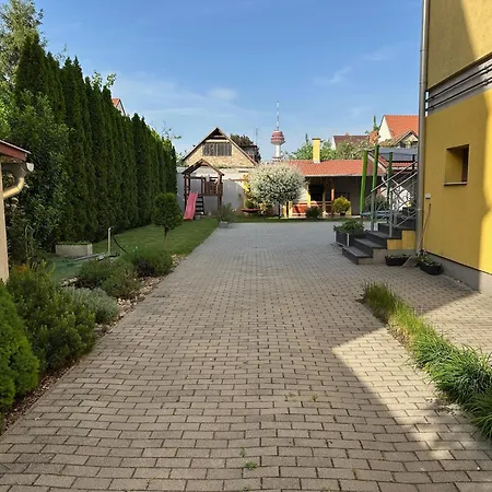 Arviz Апартаменты Сегед